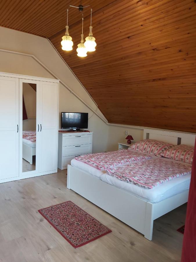 Marika-Lak Apartamento Siófok Exterior foto